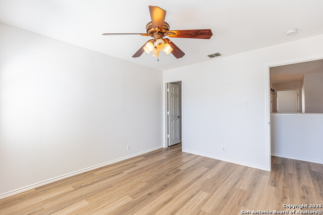 Listing photo id 34 for 228 Sophia Cir