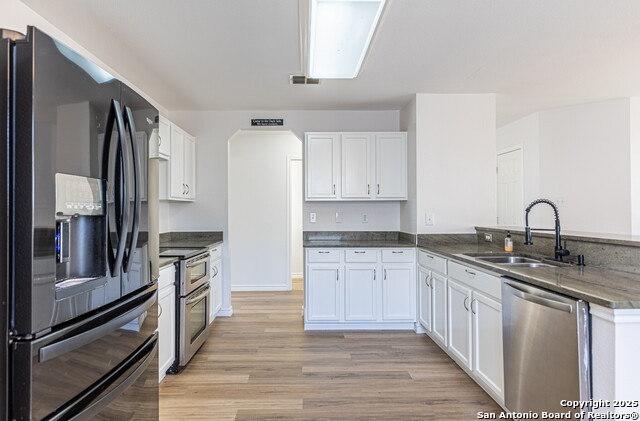 Listing photo id 7 for 228 Sophia Cir