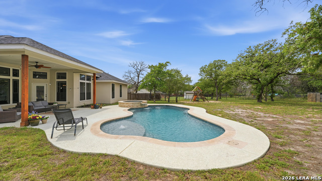 Image 49 of 66 For 129 Sendera Xing