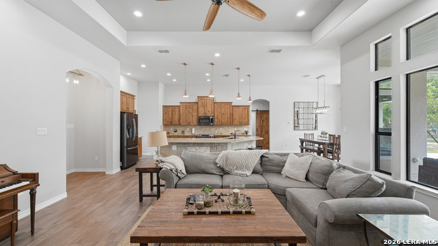 Image 9 of 66 For 129 Sendera Xing