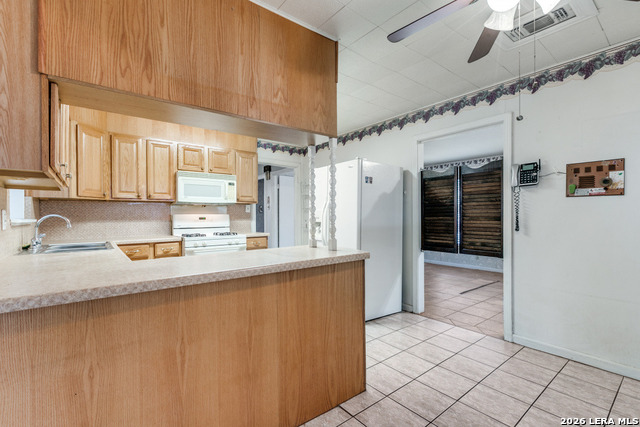 Image 4 of 16 For 1911 Beechaven Dr