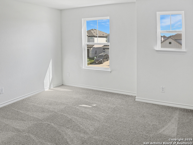 Image 13 of 16 For 832 Heartseed Ave