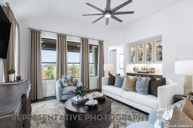 Image 10 of 44 For 2585 High Ground