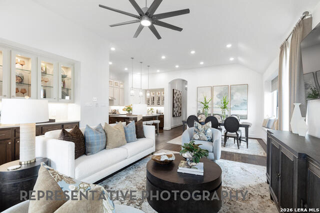 Image 11 of 44 For 2585 High Ground