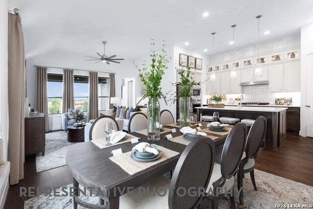 Image 31 of 44 For 2585 High Ground