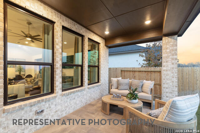 Image 39 of 44 For 2585 High Ground