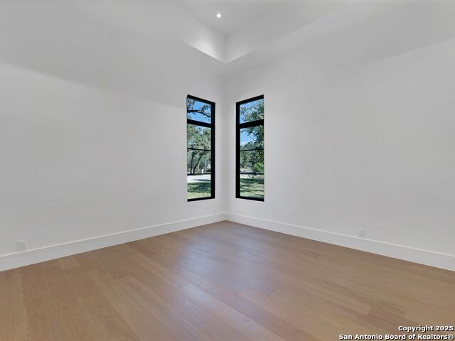 Image 43 of 62 For 116 Whittingham Rd