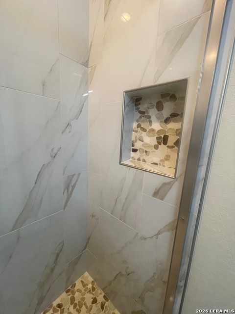 Listing photo id 12 for 5511 Pageland Dr