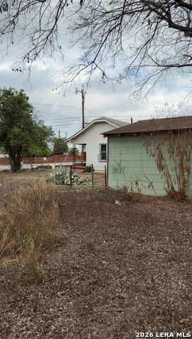 Image 7 of 8 For 1718 Walters N