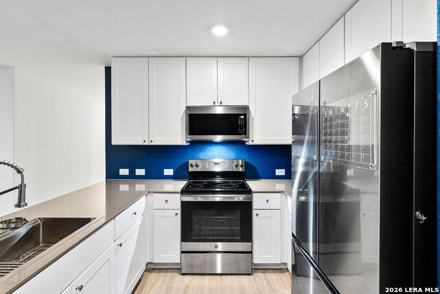 Image 11 of 42 For 401 Alta Vista Ter