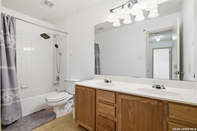 Image 29 of 35 For 17022 Irongate Rail