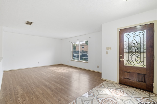 Image 8 of 35 For 17022 Irongate Rail