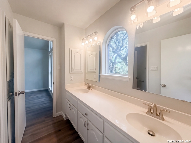 Image 19 of 27 For 15626 Dove Meadow St