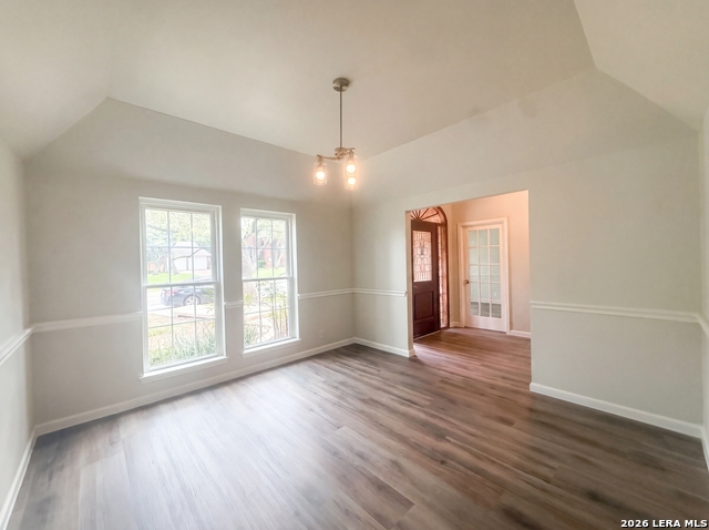 Image 8 of 27 For 15626 Dove Meadow St