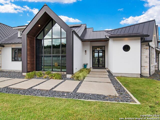 Image 3 of 62 For 10803 Nina Ridge