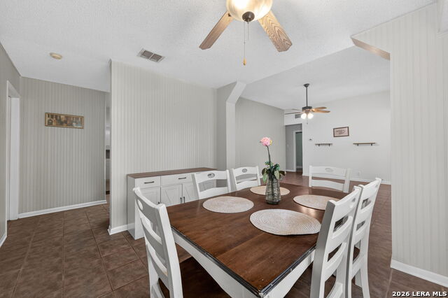 Image 9 of 23 For 11736 Spring Ridge Dr