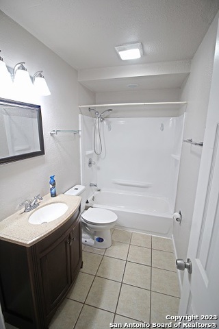 Image 10 of 12 For 819 Zachry Dr