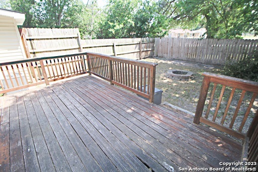 Image 11 of 12 For 819 Zachry Dr