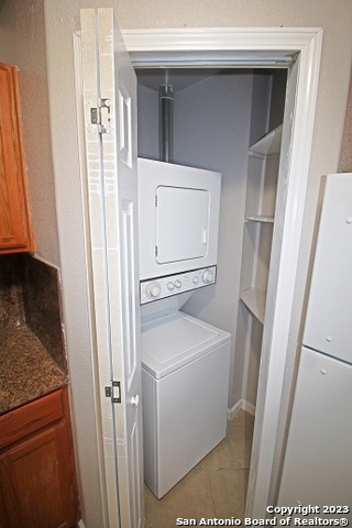 Image 5 of 12 For 819 Zachry Dr