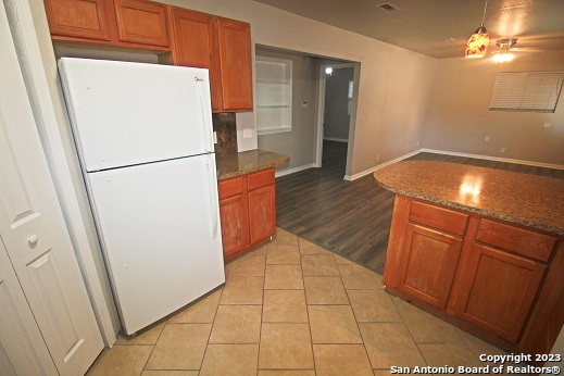 Image 6 of 12 For 819 Zachry Dr