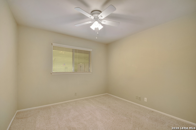 Image 27 of 31 For 2206 Blueberry Hill St