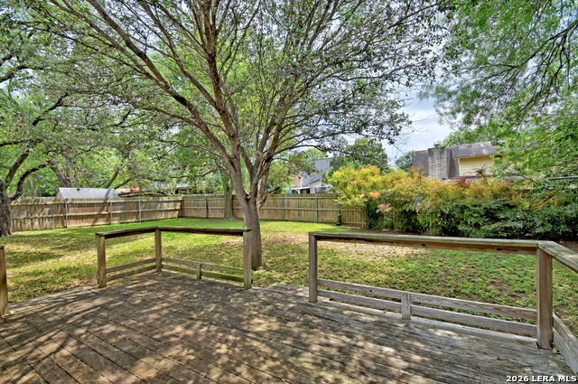 Image 28 of 31 For 2206 Blueberry Hill St