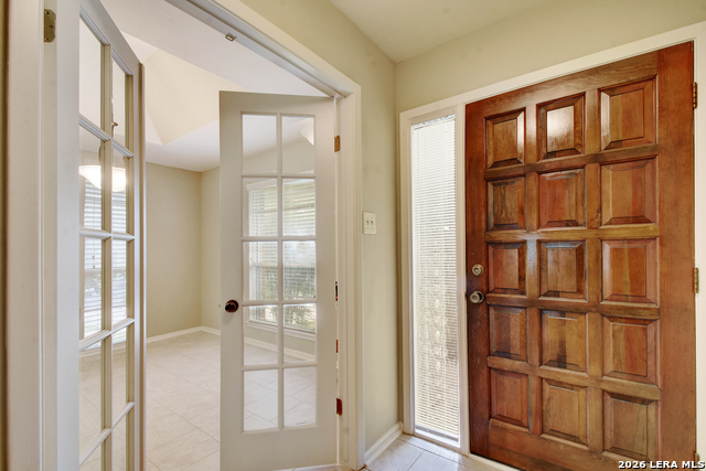 Image 3 of 31 For 2206 Blueberry Hill St