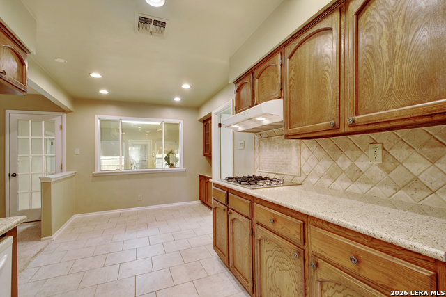 Image 7 of 31 For 2206 Blueberry Hill St