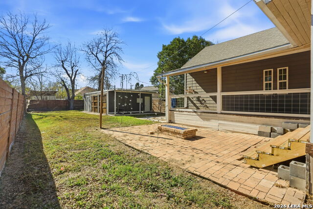 Image 22 of 24 For 202 Helena  