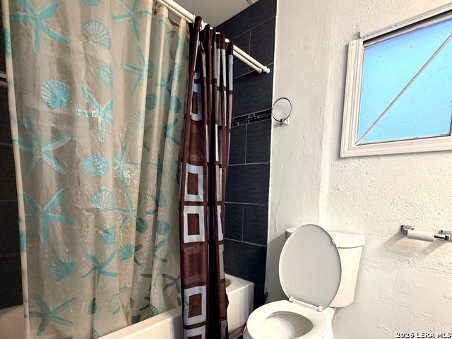 Image 4 of 5 For 3430 Flores S 2a