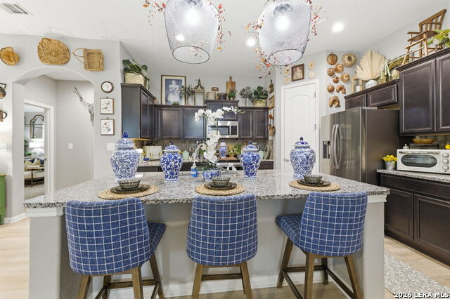 Image 15 of 47 For 238 Iron Gate