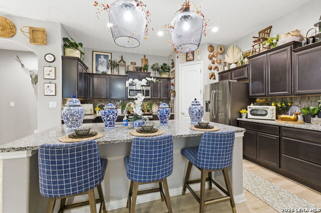 Image 20 of 47 For 238 Iron Gate