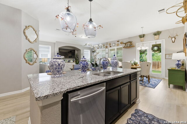 Image 23 of 47 For 238 Iron Gate