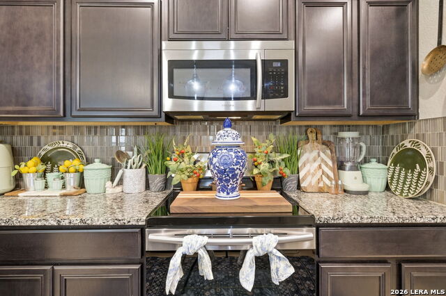 Image 25 of 47 For 238 Iron Gate