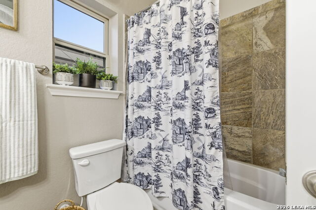 Image 33 of 47 For 238 Iron Gate