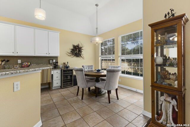 Image 15 of 41 For 15106 Grayoak Forest