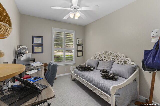 Image 28 of 41 For 15106 Grayoak Forest