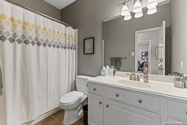 Image 31 of 41 For 15106 Grayoak Forest