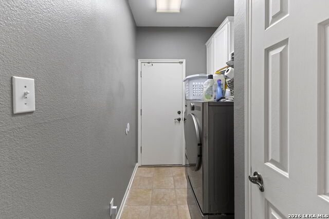 Image 32 of 41 For 15106 Grayoak Forest