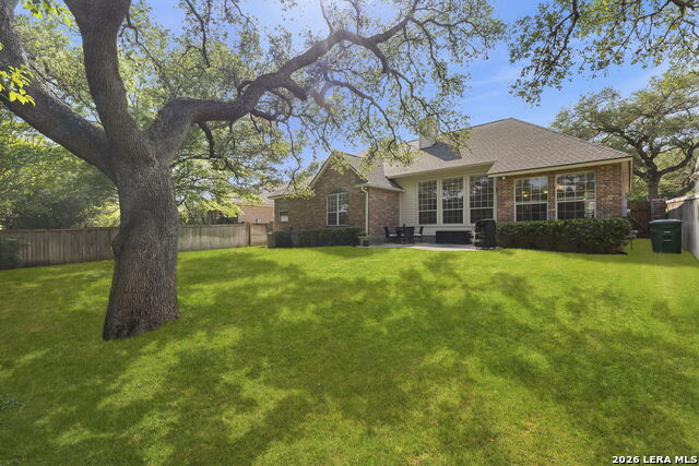 Image 35 of 41 For 15106 Grayoak Forest