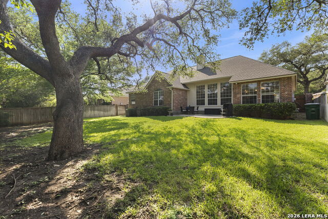 Image 38 of 41 For 15106 Grayoak Forest