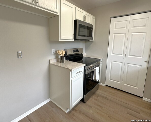 Image 4 of 11 For 109 1st St N