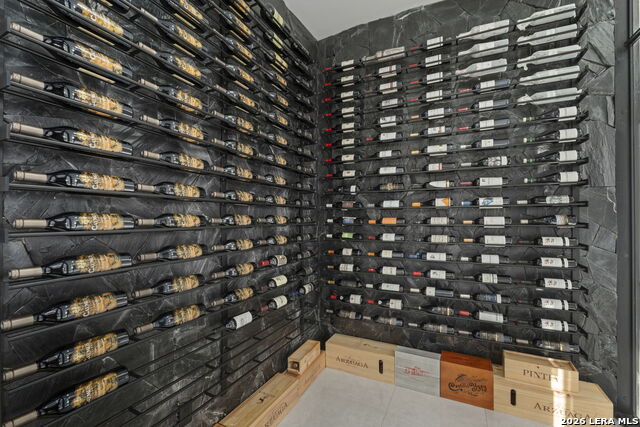 Image 17 of 43 For 25424 Fairway Vw