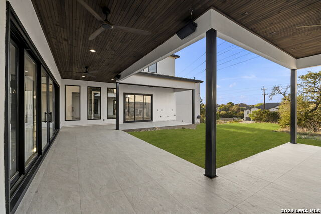 Image 39 of 43 For 25424 Fairway Vw