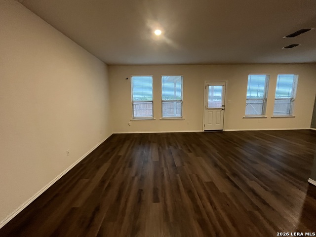 Image 3 of 10 For 111 Sundrop Trail