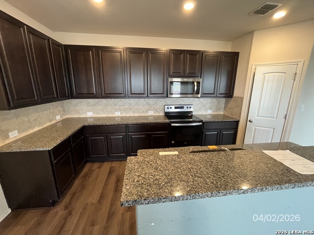 Image 7 of 10 For 111 Sundrop Trail