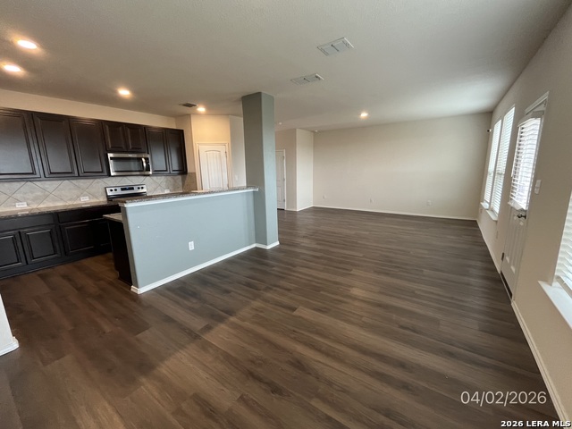 Image 8 of 10 For 111 Sundrop Trail