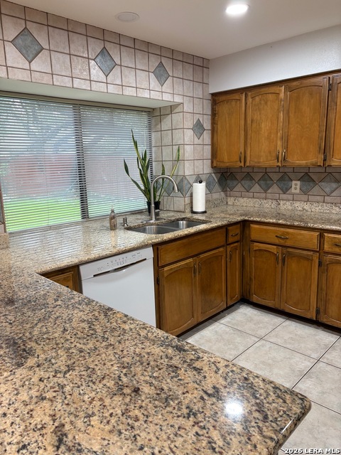 Image 14 of 27 For 2215 Oak Rnch