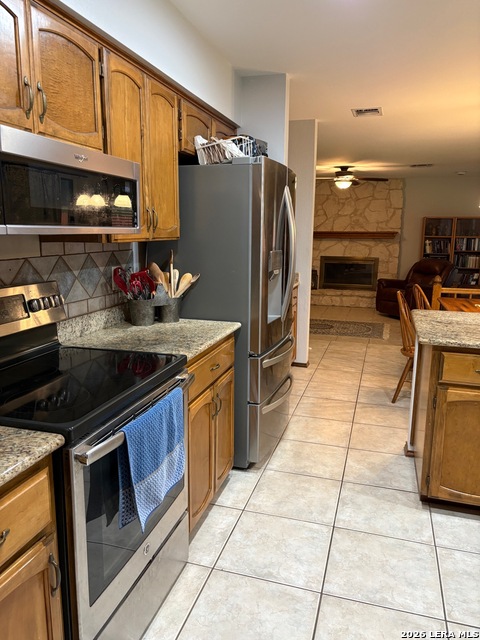 Image 16 of 27 For 2215 Oak Rnch