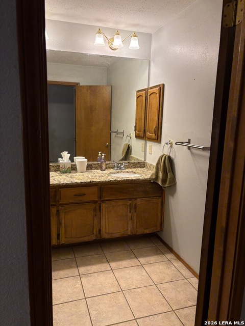 Image 19 of 27 For 2215 Oak Rnch